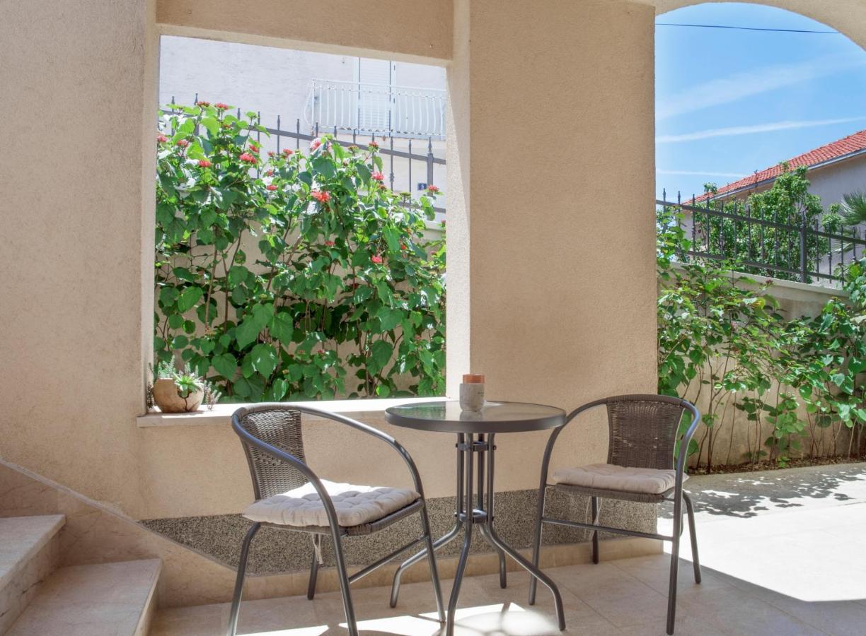 Apartmani Vudrag Trogir Exterior photo