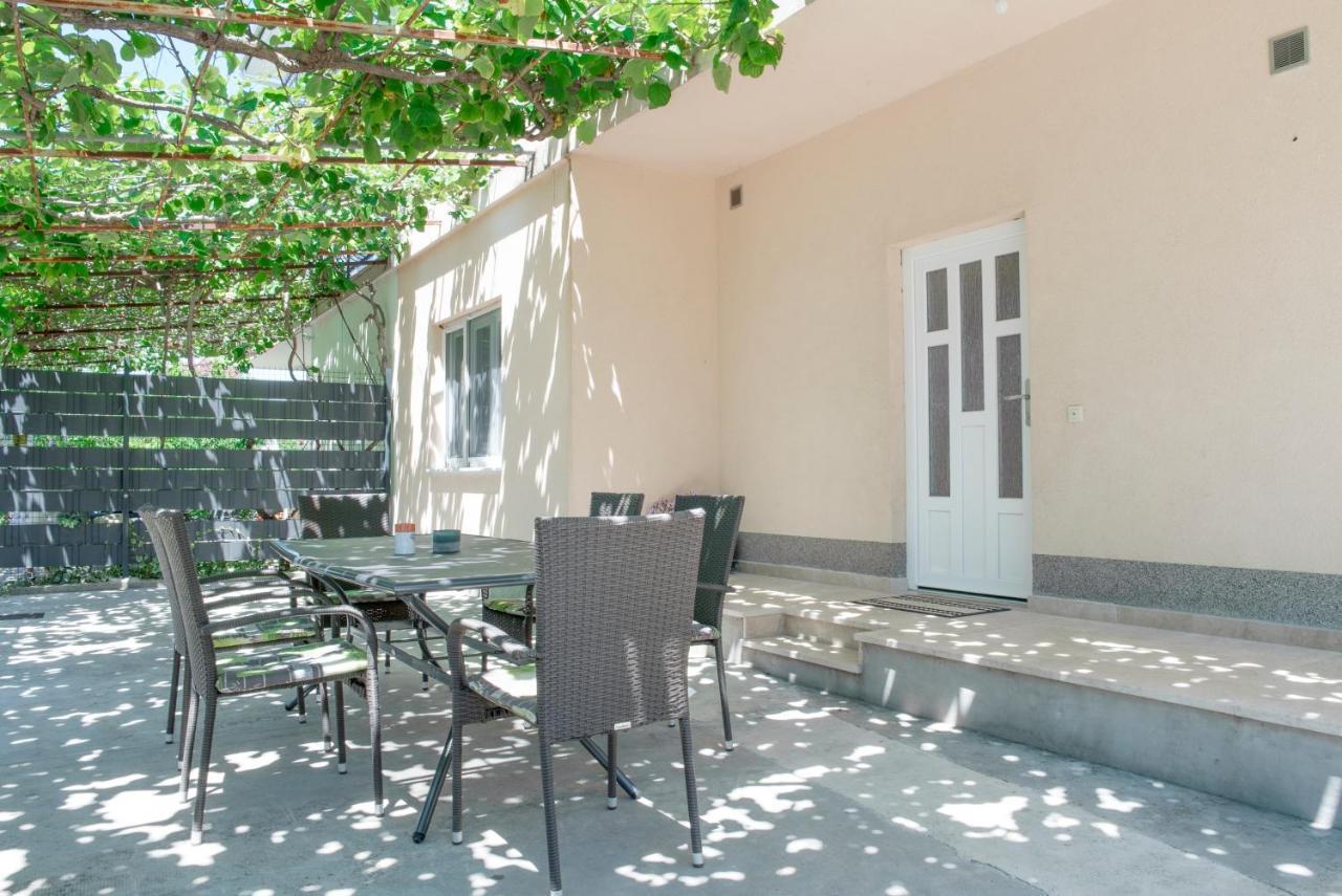 Apartmani Vudrag Trogir Exterior photo