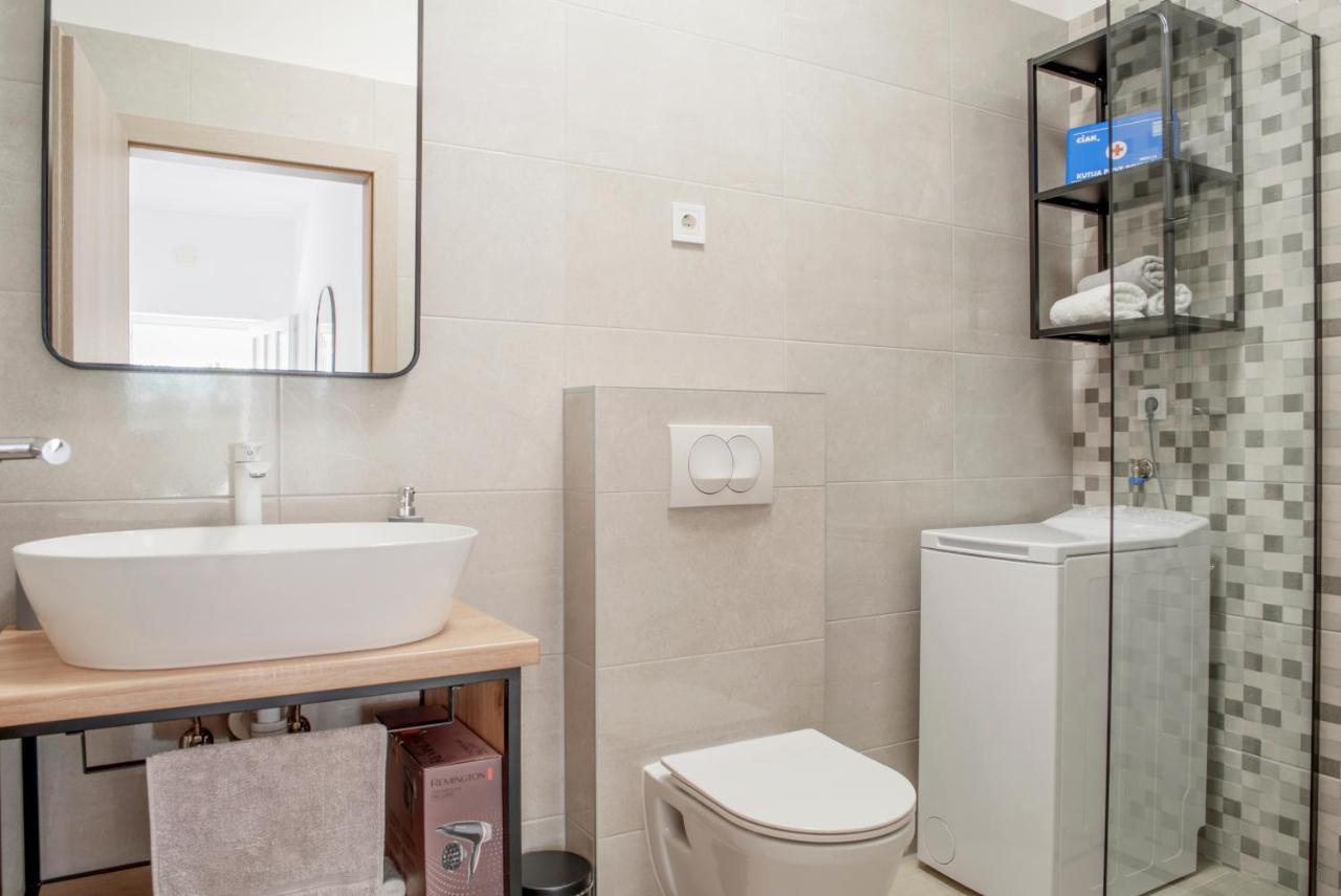 Apartmani Vudrag Trogir Exterior photo